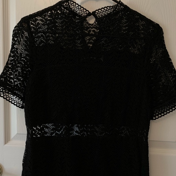 MINKPINK Lulus tell tale mock neck lace dress - Picture 5 of 6